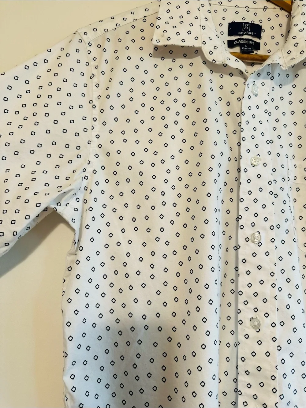 George Classic Fit White and Black Dot Print Cotton Short-Sleeve Button-Up Shirt